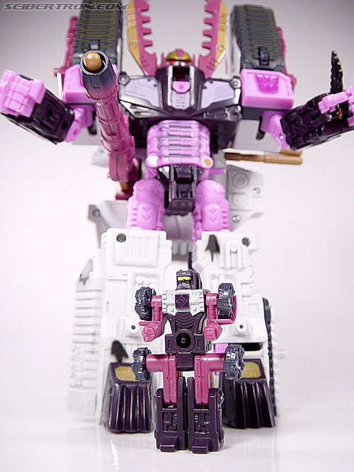 Transformers Armada Clench (Spark Barrel) (Image #21 of 30)