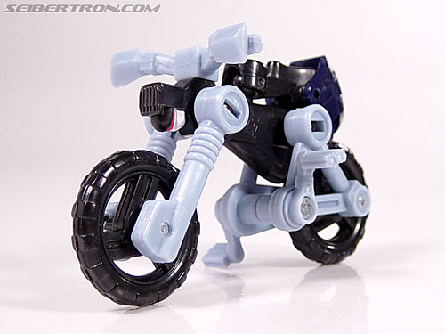 Transformers Armada High Wire (Wheelie) (Image #10 of 36)