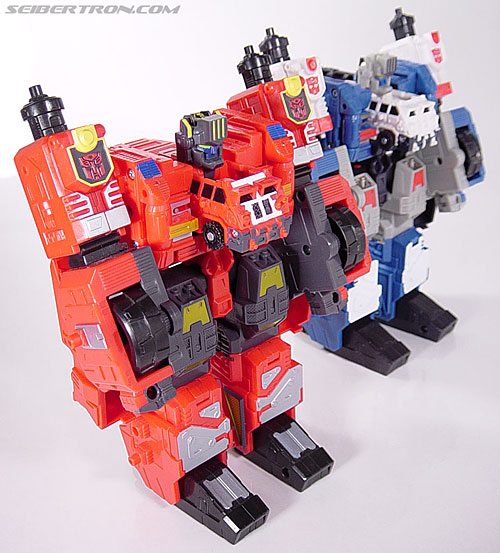 Transformers Armada Overload (Ultra Magnus) (Image #37 of 54)
