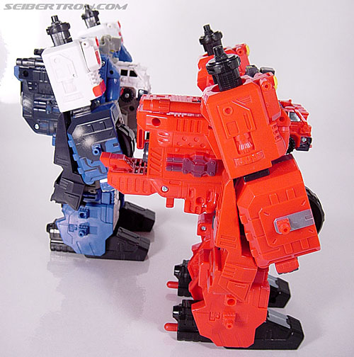 Transformers Armada Overload (Ultra Magnus) (Image #39 of 54)