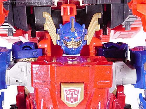 Transformers Armada Overload (Ultra Magnus) (Image #44 of 54)