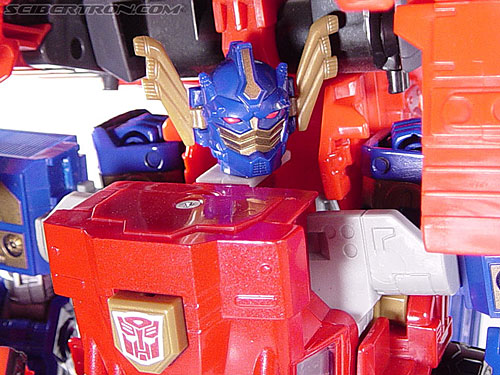 Transformers Armada Overload (Ultra Magnus) (Image #53 of 54)