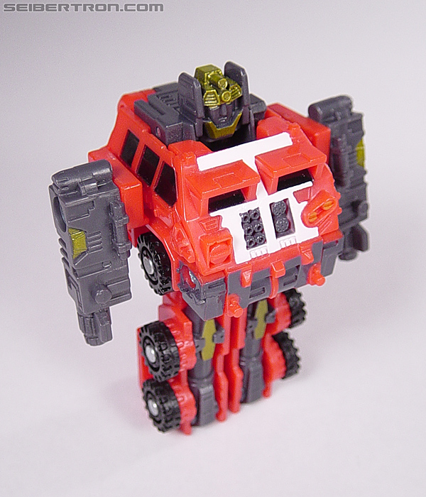 Transformers Armada Rollout (Magnus) (Image #15 of 26)
