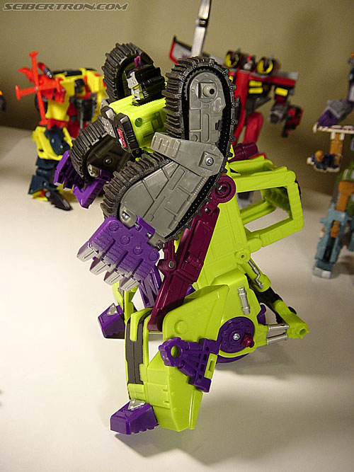 Transformers Armada Scavenger (Devastar) Toy Gallery (Image 20 of 26)