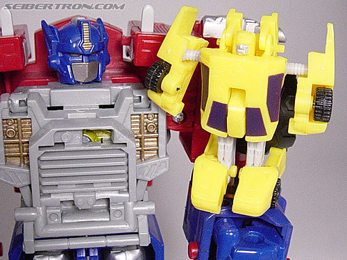Transformers Armada Sparkplug (Prime) (Image #33 of 35)