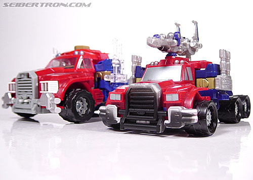 Transformers Armada Optimus Prime (STD Convoy) (Image #16 of 52)