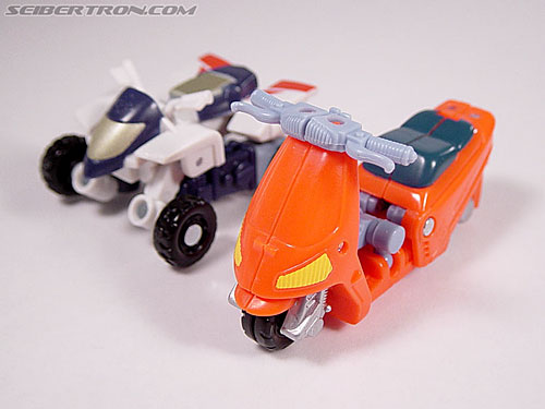 Transformers Armada Sureshock (Arcee) (Image #34 of 36)