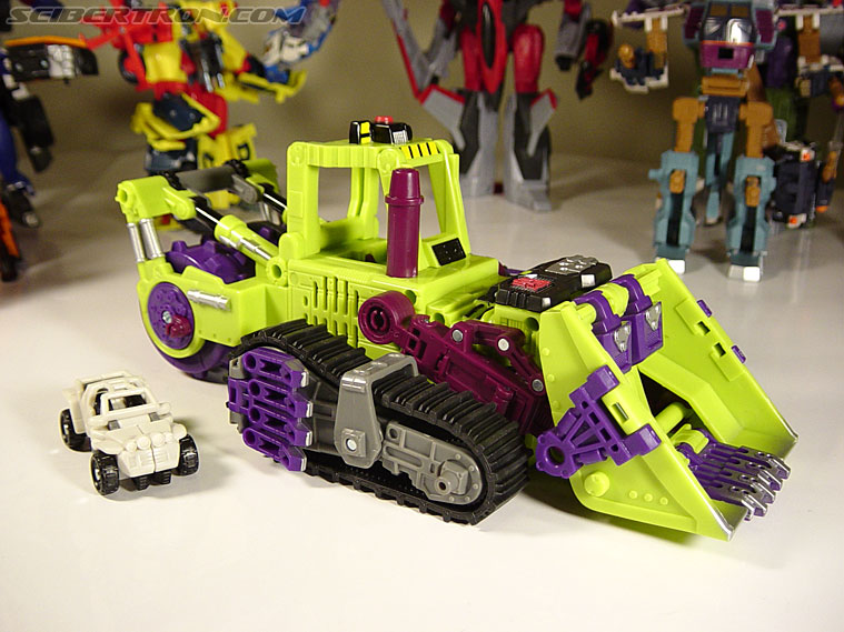 Transformers Armada Scavenger (Devastar) (Image #1 of 26)