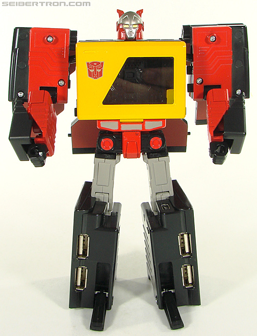 Transformers Device Label Blaster (Broad Blast) (Image #79 of 189)