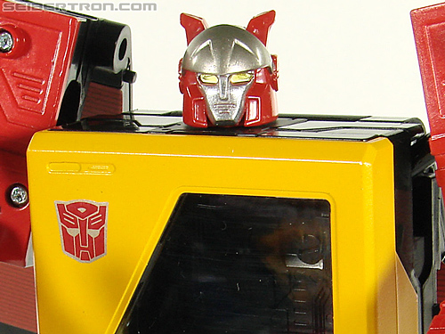 Transformers Device Label Blaster (Broad Blast) (Image #130 of 189)