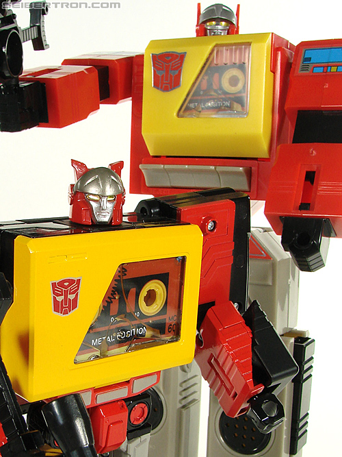 Transformers Device Label Blaster (Broad Blast) (Image #163 of 189)