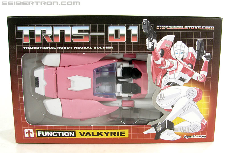 Transformers 3rd Party Products TRNS-01 Valkyrie (Arcee) (Image #1 of 178)