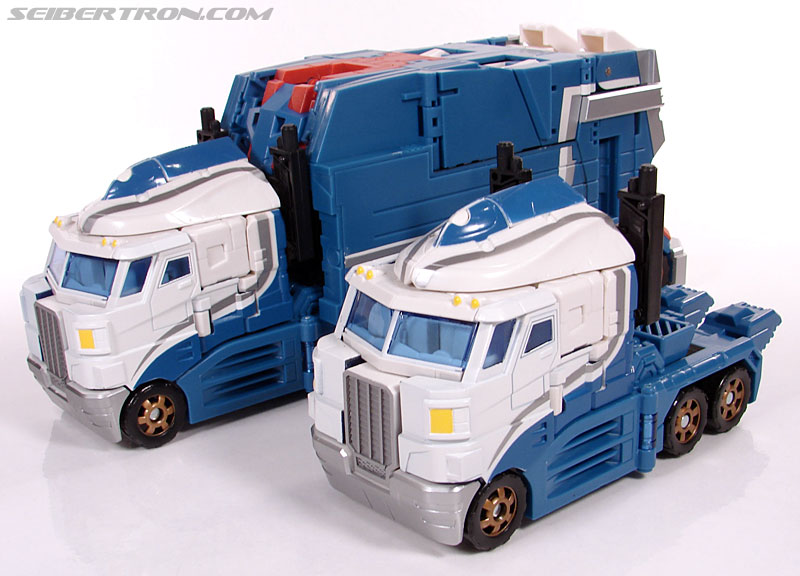 Transformers 3rd Party Products TFX-01 City Commander (Ultra Magnus) (Image #54 of 269)