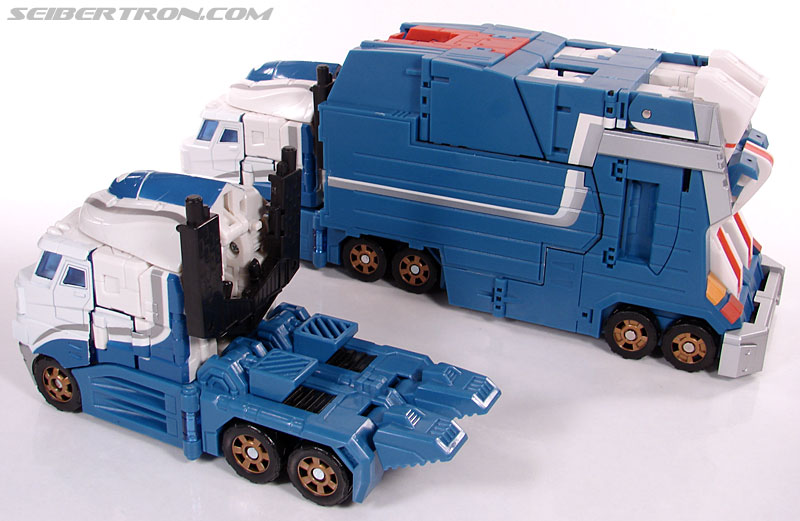 Transformers 3rd Party Products TFX-01 City Commander (Ultra Magnus) (Image #56 of 269)