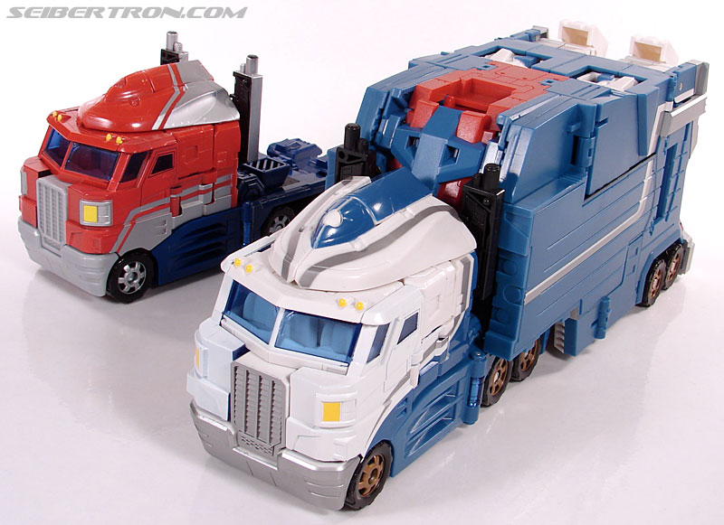 Transformers 3rd Party Products TFX-01 City Commander (Ultra Magnus) (Image #60 of 269)