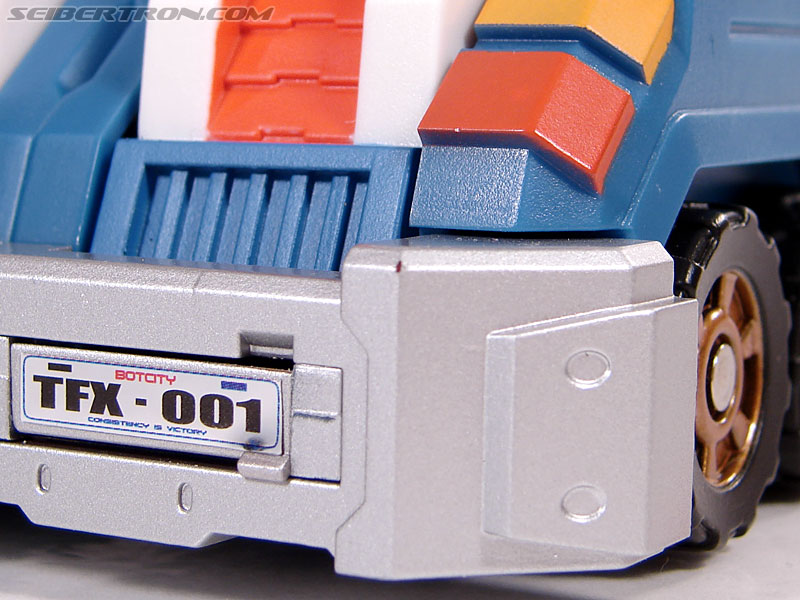 Transformers 3rd Party Products TFX-01 City Commander (Ultra Magnus) (Image #83 of 269)