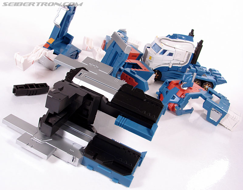 Transformers 3rd Party Products TFX-01 City Commander (Ultra Magnus) (Image #112 of 269)