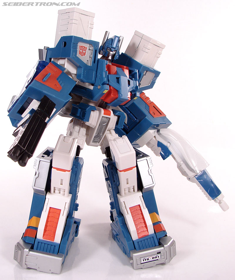 Transformers 3rd Party Products TFX-01 City Commander (Ultra Magnus) (Image #197 of 269)