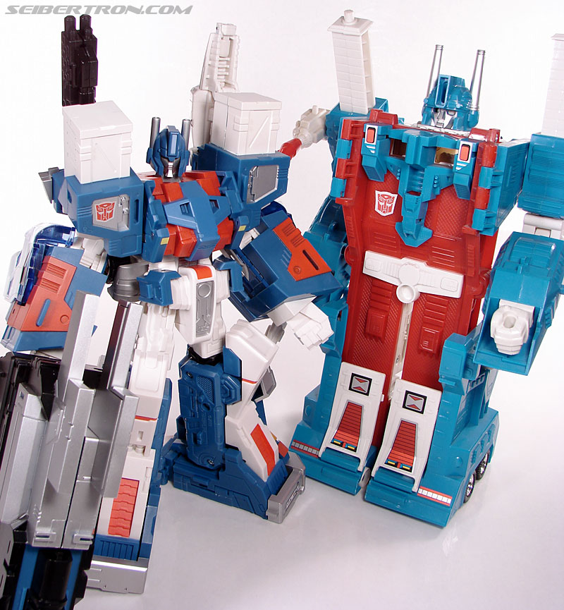 Transformers 3rd Party Products TFX-01 City Commander (Ultra Magnus) (Image #215 of 269)