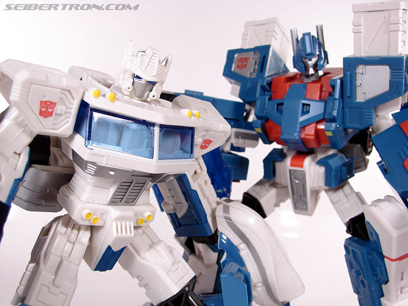 Transformers 3rd Party Products TFX-01 City Commander (Ultra Magnus) (Image #232 of 269)
