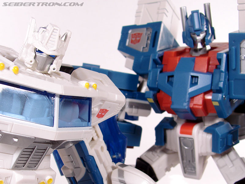 Transformers 3rd Party Products TFX-01 City Commander (Ultra Magnus) (Image #233 of 269)