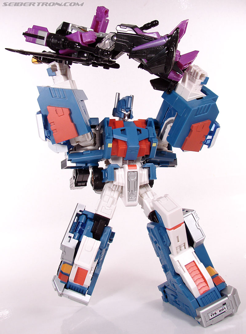 Transformers 3rd Party Products TFX-01 City Commander (Ultra Magnus) (Image #244 of 269)