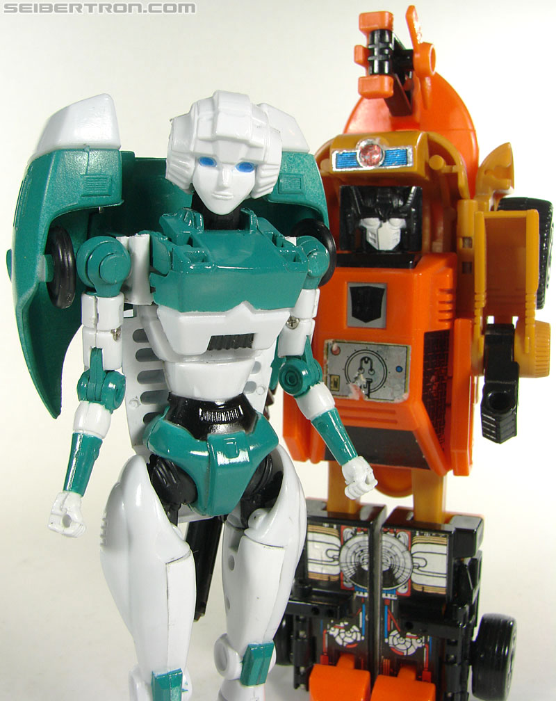 Transformers 3rd Party Products TRNS-02 Medic (Paradron Medic) (Image #94 of 122)