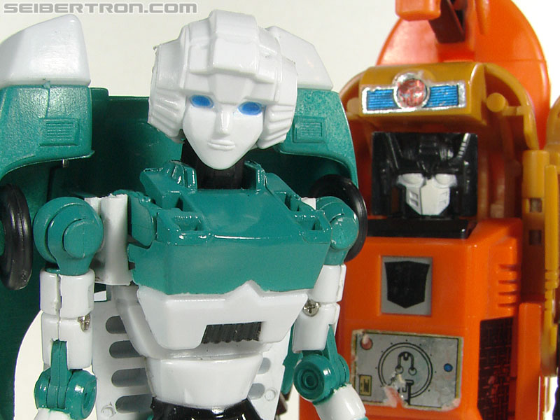 Transformers 3rd Party Products TRNS-02 Medic (Paradron Medic) (Image #95 of 122)