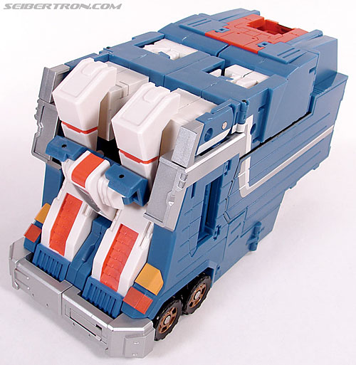 Transformers 3rd Party Products TFX-01 City Commander (Ultra Magnus) (Image #23 of 269)
