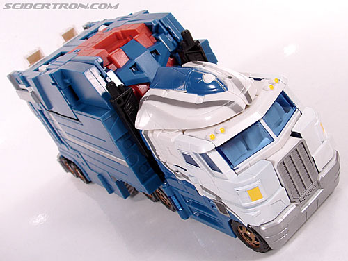 Transformers 3rd Party Products TFX-01 City Commander (Ultra Magnus) (Image #35 of 269)