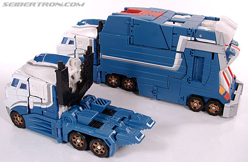 Transformers 3rd Party Products TFX-01 City Commander (Ultra Magnus) (Image #56 of 269)