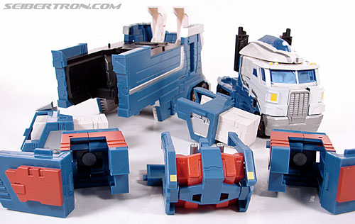 Transformers 3rd Party Products TFX-01 City Commander (Ultra Magnus) (Image #99 of 269)