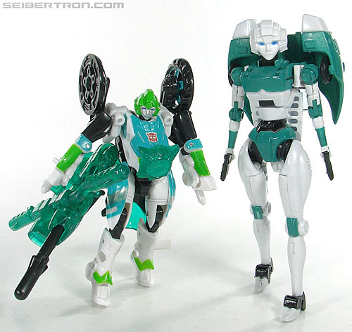 Transformers 3rd Party Products TRNS-02 Medic (Paradron Medic) (Image #116 of 122)