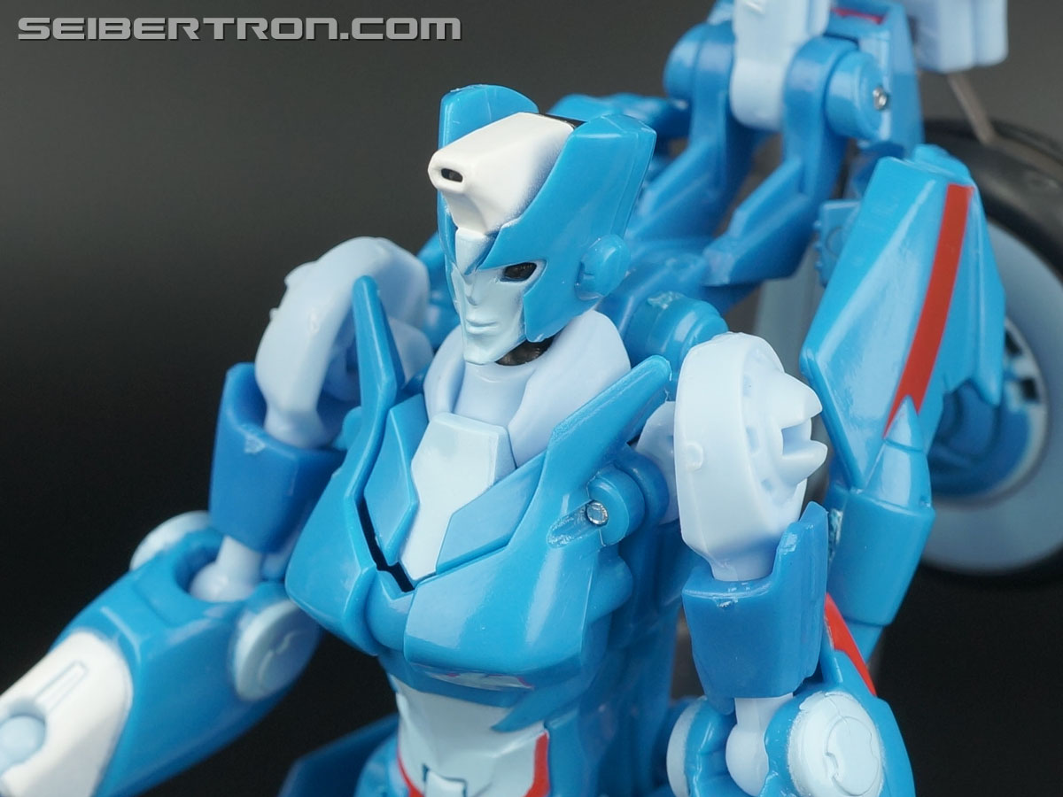 Transformers Generations Chromia (Image #78 of 164)