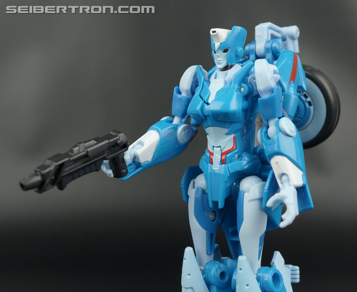 Transformers Generations Chromia (Image #79 of 164)