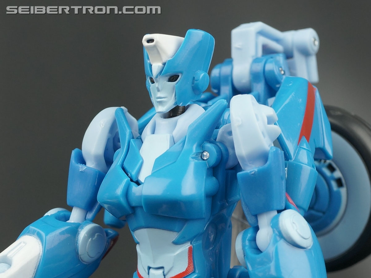 Transformers Generations Chromia (Image #80 of 164)