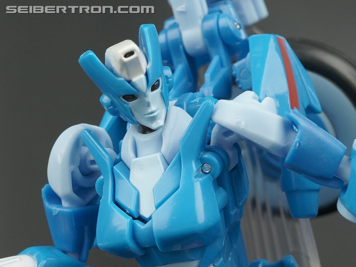 Transformers Generations Chromia (Image #89 of 164)