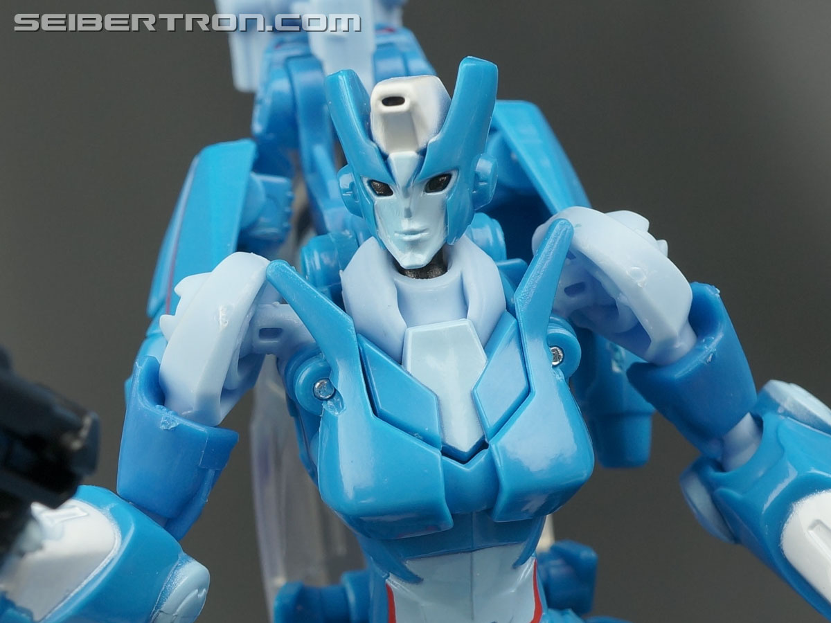Transformers Generations Chromia (Image #95 of 164)