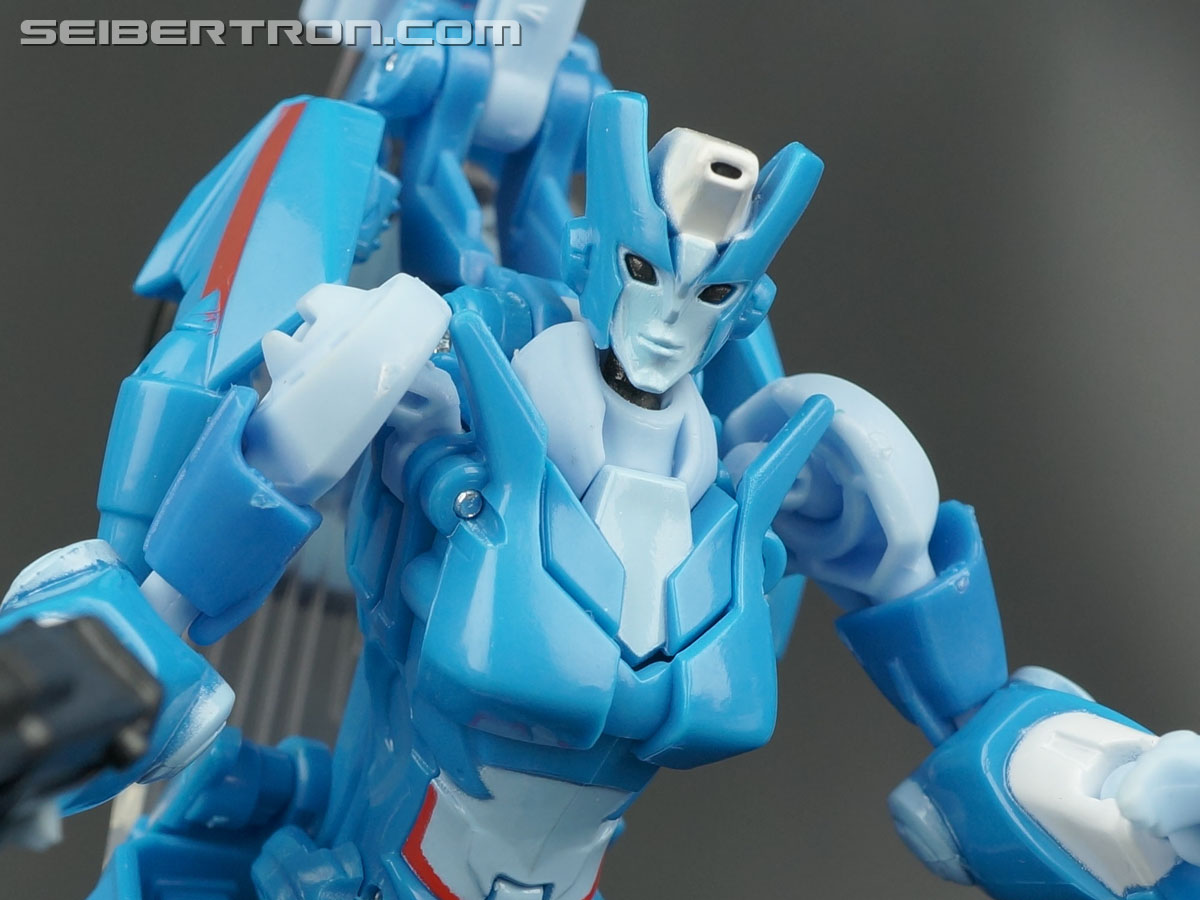 Transformers Generations Chromia (Image #97 of 164)