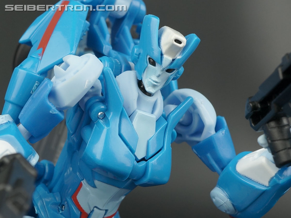 Transformers Generations Chromia (Image #101 of 164)