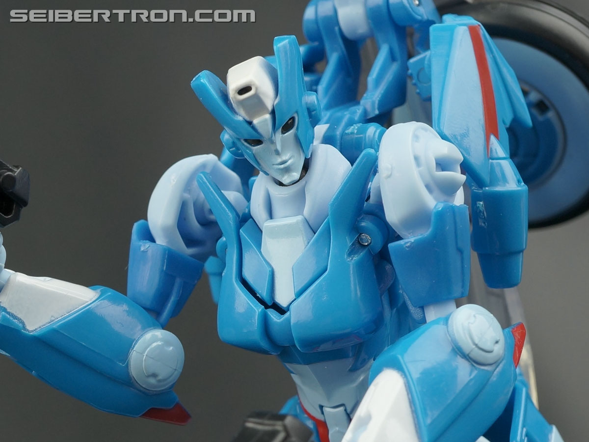 Transformers Generations Chromia (Image #106 of 164)