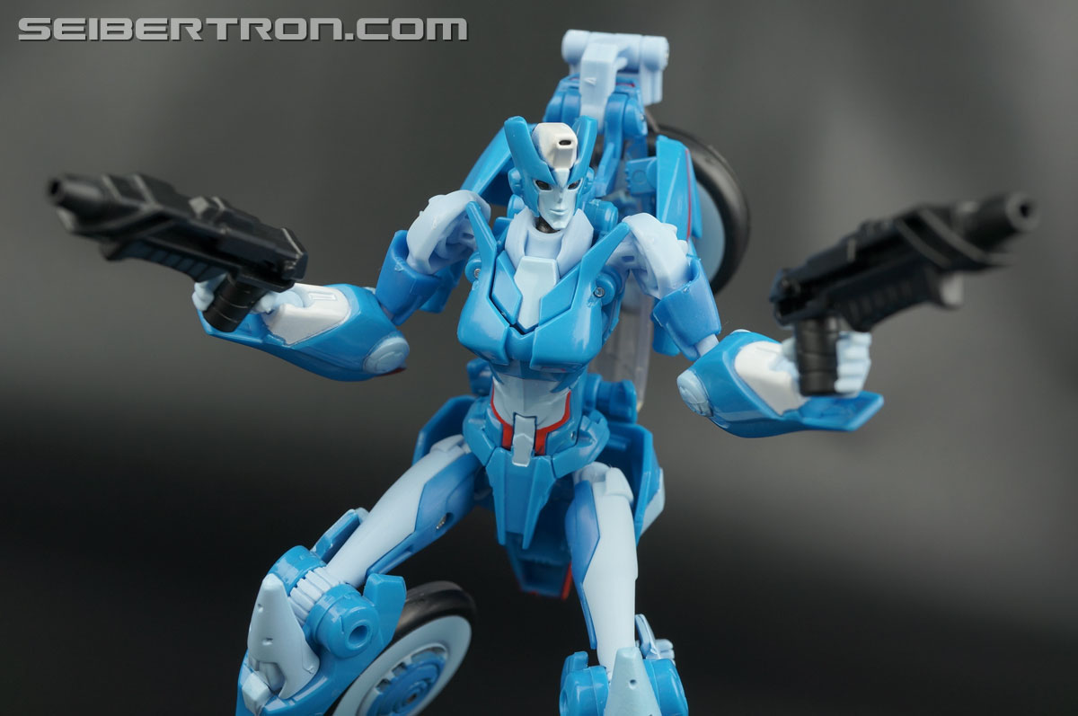 Transformers Generations Chromia (Image #108 of 164)