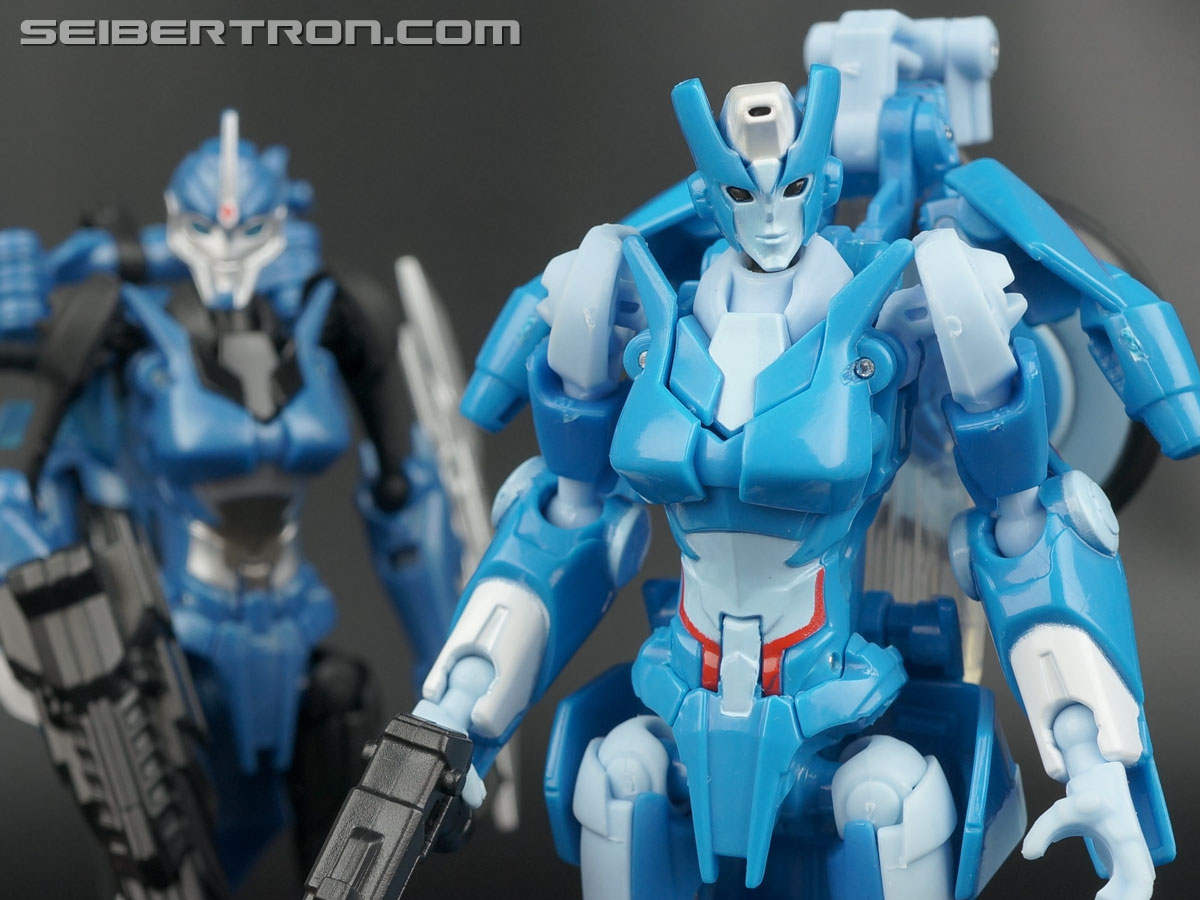 Transformers Generations Chromia (Image #120 of 164)