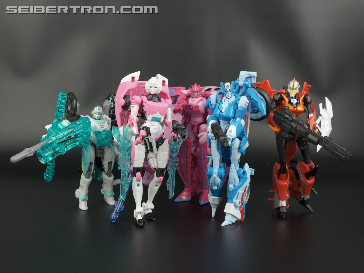 Transformers Generations Chromia (Image #137 of 164)