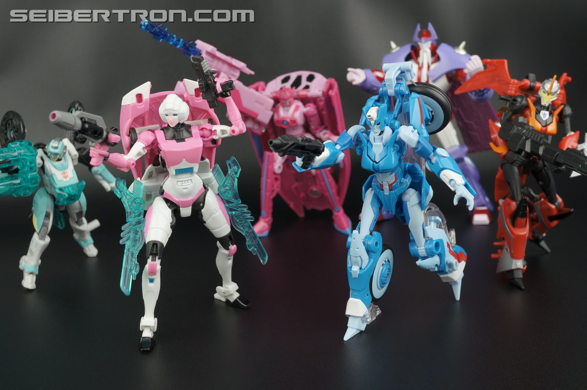 Transformers Generations Chromia (Image #144 of 164)