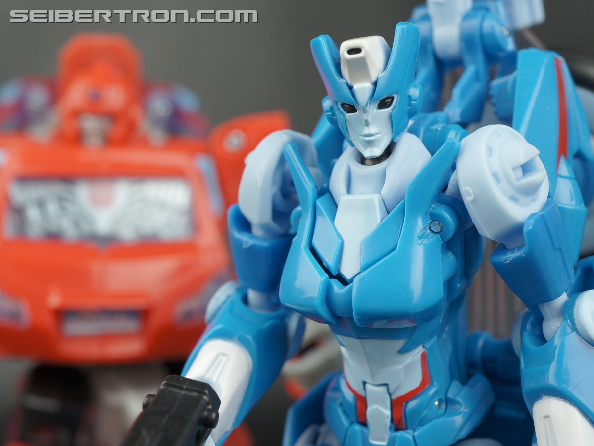Transformers Generations Chromia (Image #159 of 164)