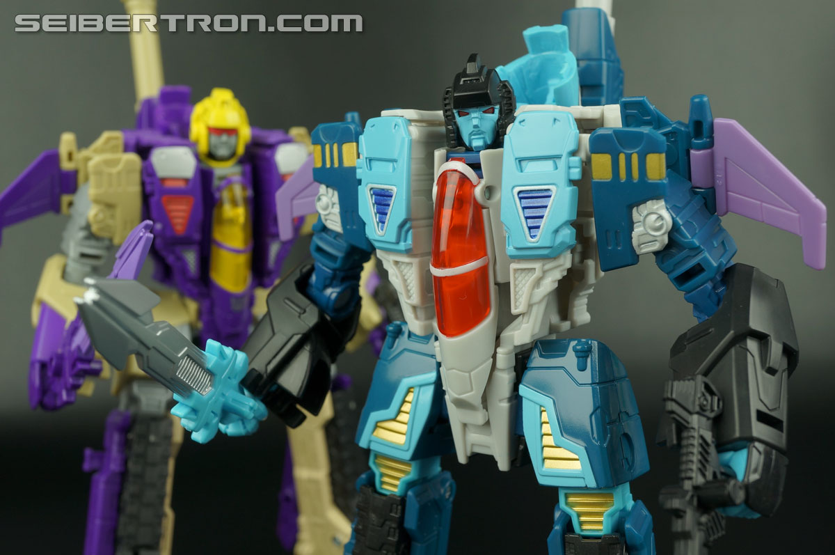Transformers Generations Doubledealer (Doubleclouder) (Image #162 of 185)