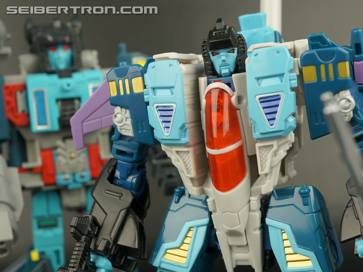 Transformers Generations Doubledealer (Doubleclouder) (Image #177 of 185)
