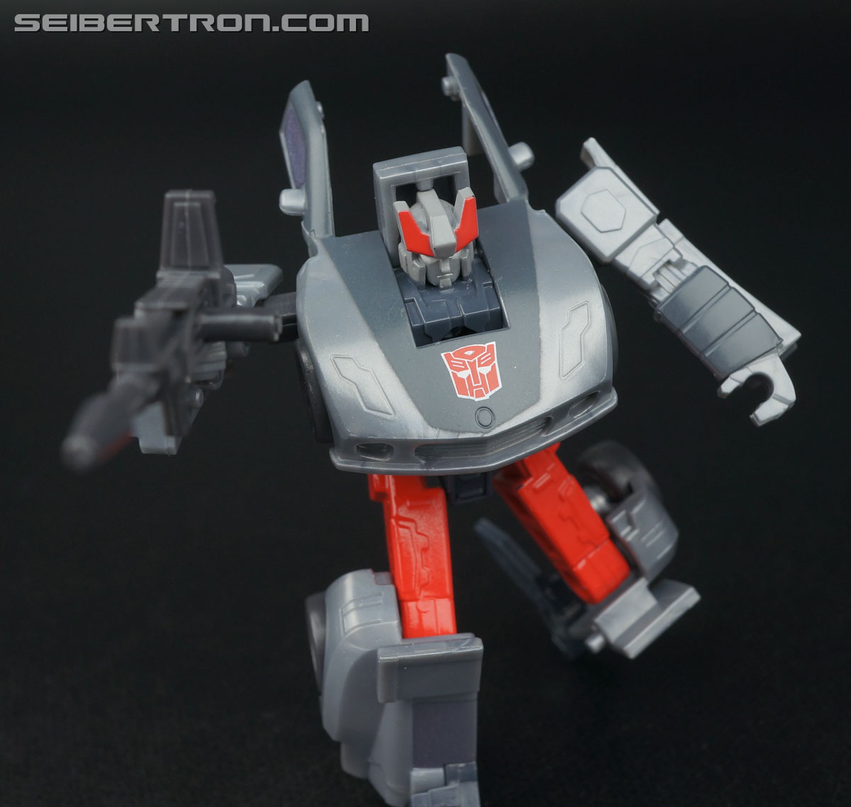 Transformers Generations Bluestreak (Silverstreak) (Image #79 of 101)