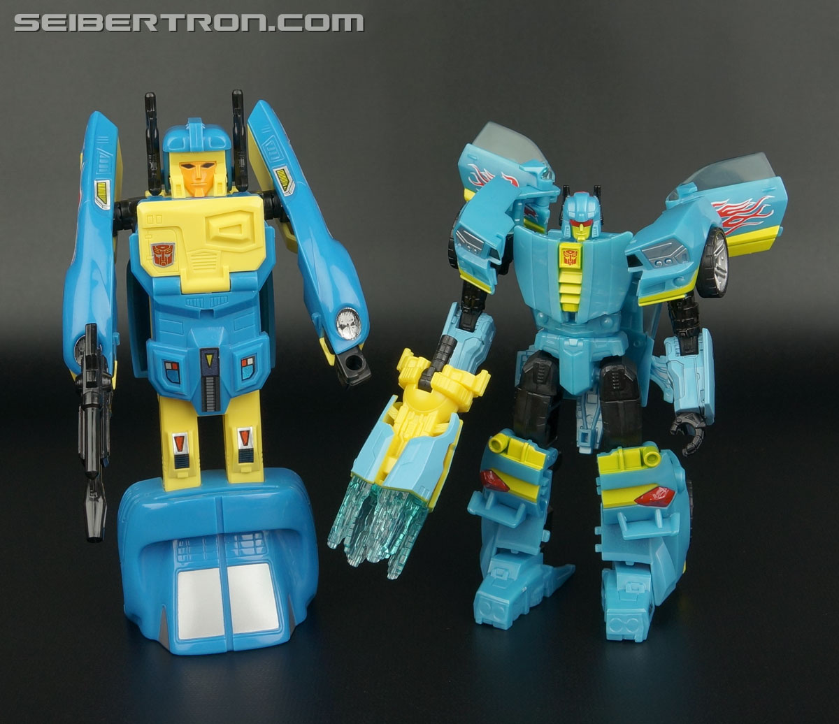 Transformers Generations Nightbeat (Image #114 of 126)